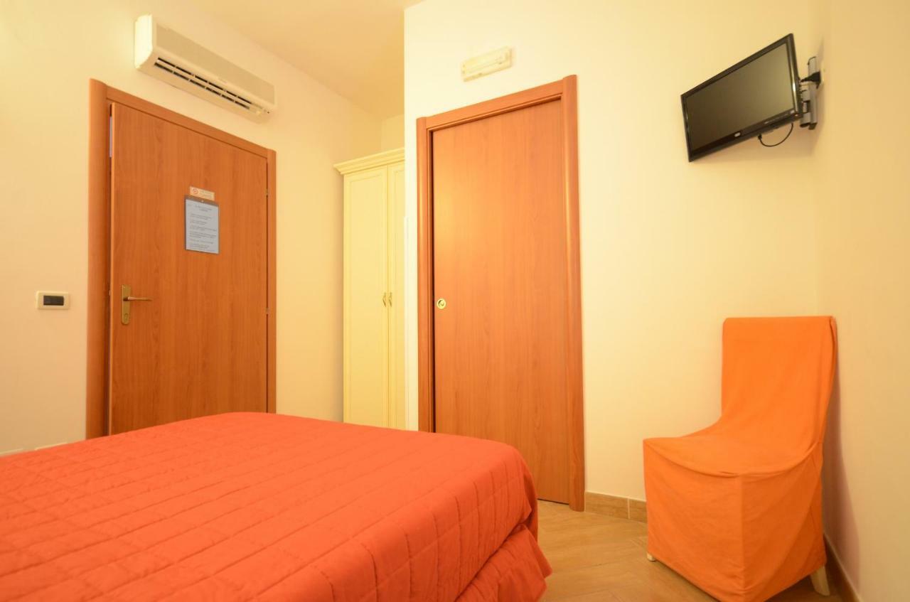Il Piccolo Nido Bed & Breakfast Borgo Montenero Eksteriør bilde