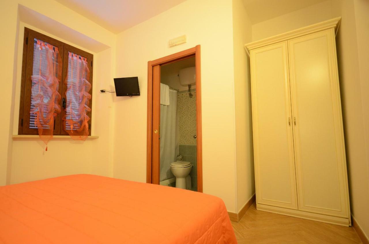Il Piccolo Nido Bed & Breakfast Borgo Montenero Eksteriør bilde